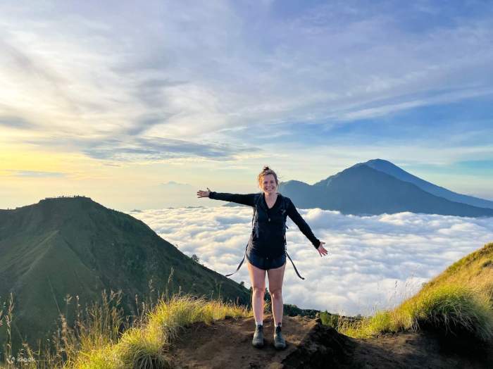 Mendaki gunung batur bali