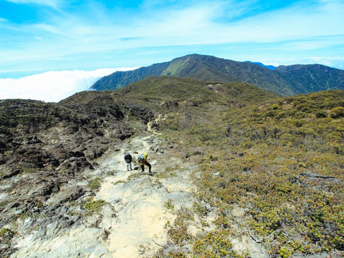 Latimojong gunung pegunungan tertinggi