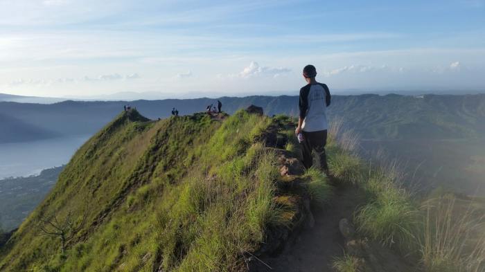 Batur bali mount gunung volcano hike sunrise trekking save